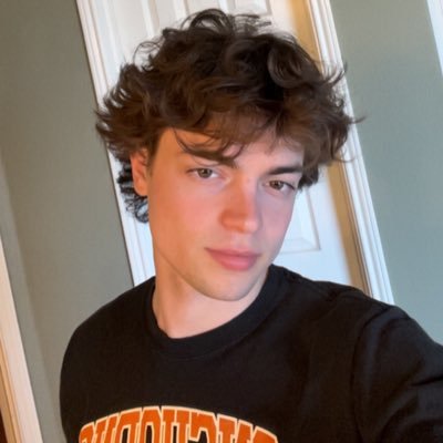 bennyrous27's profile picture. #JetUp favorite team is the Jets, nfl draft enthusiast.