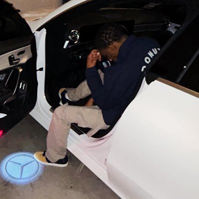 TrosJamie's profile picture. God got me