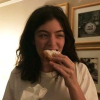 kayla (@heredtiary) 's Twitter Profile