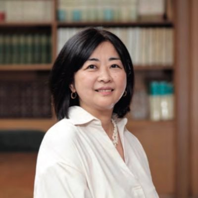 日本農業新聞にて『一橋桐子（79）の相談日記』、婦人公論にて『月収』連載中。近著『喫茶おじさん』『古本食堂』『図書館のお夜食』『一橋桐子（76）の犯罪日記』（ドラマ化）『三千円の使いかた』（ドラマ化）。東京ロンダリング、ランチ酒（コミックス化）、三人屋、各シリーズ※DMからの仕事の依頼は受けません。ご連絡は各出版社へ