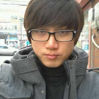 Profile Picture of Sung Hwan, Kim (@MrLadecker) on Twitter