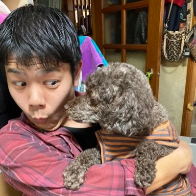 サッカー観たり、野球観たり、手相鑑定したりする人/気になる本を集めて積ん読中/サッカーのピリオダイゼーション スペシャリストコース修了/ #Tシャツ好き #沖縄好き #読書好き #ジャイアンツファン #フロサポ #マドリディスタ #板橋区好き