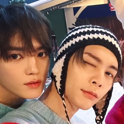 23 | #JOHNYONG: who is this peasant calling us her dads? | she/her | minors dni 🔞