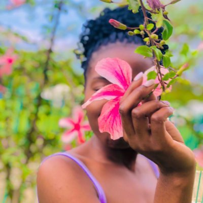 NkhomaGlad's profile picture. I'm a work in progress 🤞♥️