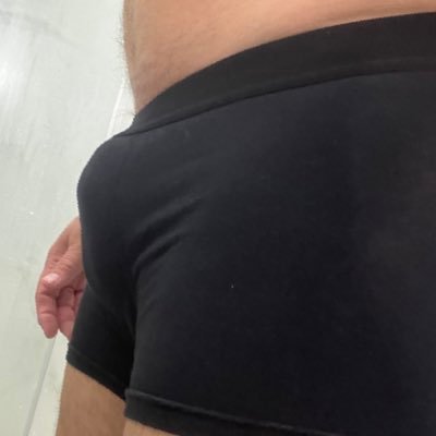 soy hetero y busco parejas para pasar un rato agradable en buena compañía tengo experiencia en tríos