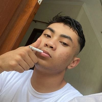 happyhokiboy58's profile picture. gatau cara mainnya.