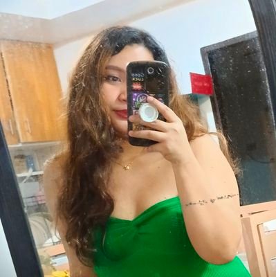 ALYSSiii's profile picture. ♍ '94 🐶
                                                                                    IG: @alyssiii 📷