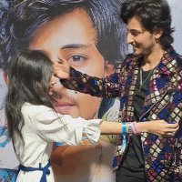 Krati 🧸🧁! (@kabhitumhee) 's Twitter Profile Photo Krati 🧸🧁! (@kabhitumhee) 's Twitter Profile Photo