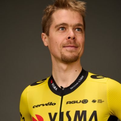 professional cyclist racing for Team Visma | Lease a Bike