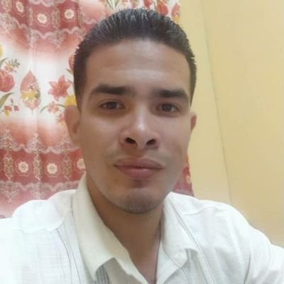 Soy Cristiano, #Comunista, Ingeniero,  Esposo, Hijo, Productor de la Radio y TV, Subdirector General del Sistema de la Televisión en la #ProvinciaGranma , #Cuba