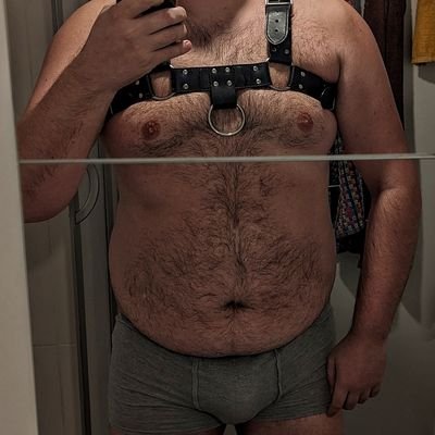 Chubby vers guy. 28 yrs
Berlin based 🇩🇪 🏳️‍🌈
If you want to donate for tools and making more content: https://t.co/wdNvN66uAr