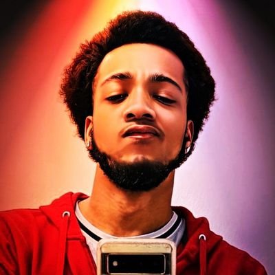 Cheekyislander's profile picture. A goofy fellow riding this rainbow till I reach gold. huge Blerd🤓, gaymer, aspiring cartoonist🎨,black and did I mention gay asf💅🏾✊🏽