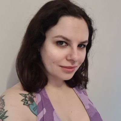 lillysmaywrites Profile Picture