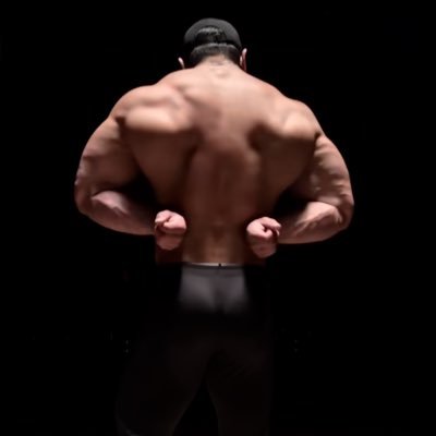 maynameisfour's profile picture. WHEN LIFE GIVE YOU STUCK IN THE MIDDLE * MIDDLE FINGER