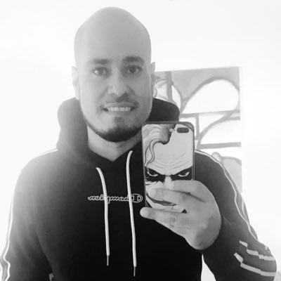 LeonelGomez21's profile picture. Maestro del Sr. Miyagi, músico, ingeniero, amante del fútbol y las Oreo. Bostero, Gunner y Culé. Sin importar el orden, hay amor para todos acá.