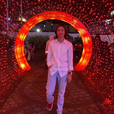 poliiixtroy's profile picture. 22 | lost boi