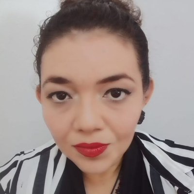 flor_estrada's profile picture. Cantante de ópera