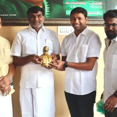 மாவட்ட தலைவர் 
அதிமுக தகவல் தொழில்நுட்ப பிரிவு திருப்பத்தூர் மாவட்டம்


District President,
ADMK Information & Technology Wing, 
Tiruppattur District ✌️🌱