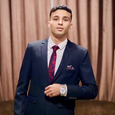 كُن نافعاً ولو بِالنية، فإن الله إذا رأى فيك خيراً، يسّرك للخير
Elsaman👻
Football💓😍
Ahlawy__Madridy☠️
