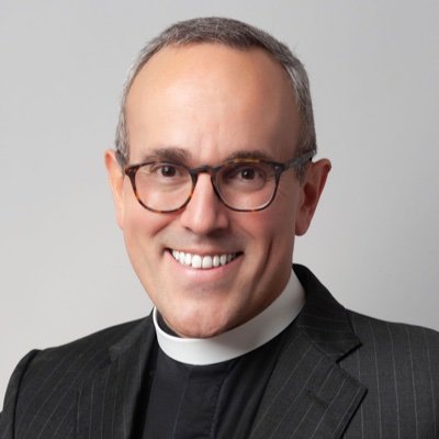 Anglican priest • Lawyer • Colombian-American • Rector @ St Paul's Episcopal. Fan of coffee and kindness. Interested in Christian faith in America. Jerseyan.