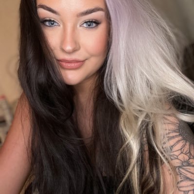 eviecoulson_'s profile picture. 25 🤍