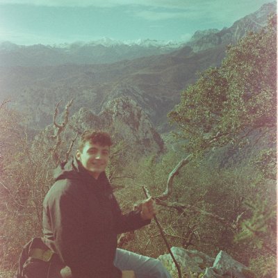 dcorralesalonso's profile picture. Still learning