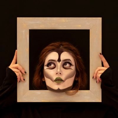 Experimental makeup artist / Photographer