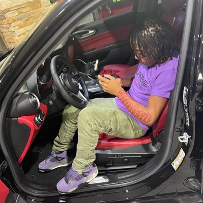 BEYONDBROKEE's profile picture. 