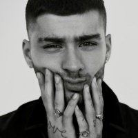Mart🪽 ×͜×🫀 met Zayn 𓊍 (@sssmaart) 's Twitter Profile