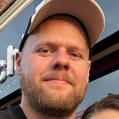 TheBigDaveSmith's profile picture. Banned from Lidl in Staines.