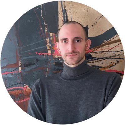 Architect. Curator. Researcher in Museum Studies.