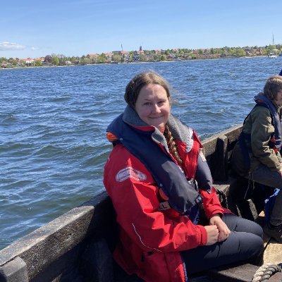 Doctoral researcher @UoBrisHistory; 11th-century Normandy, maritime and riverine environments, the Norman invasion fleet. 🟦 @Tyguson.bsky.social