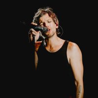 hourly 28 Louis Tomlinson(@hourlyLT28) 's Twitter Profile Photo