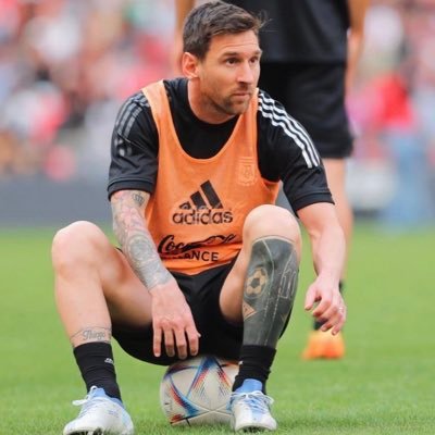 || B. Sc. 👨🏽‍🎓 || PGCE 👨🏽‍🎓 || M. Sc. 👨🏽‍🎓 || Meteorologist || Gemini ♊️ || Manchester United FC 🔴 || Orlando Pirates FC ☠️ || Lionel Messi 🐐