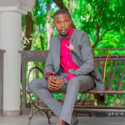 Camilienseraph1's profile picture. Enseignant 👨‍🏫