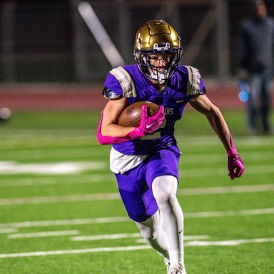 5’11” 180 lbs | Class of 24’ | WR/DB | Fort Collins CO | 3.725 GPA | 3X Academic All-State | 4-Year Varsity Starter |