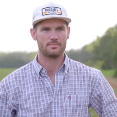 Building robots that feed cows, directly cutting labor costs while also collecting data to track animal & pasture health, & overall production performance.