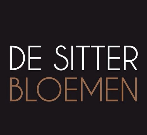 DeSitterBloemen's profile picture. 'Freak'

Gevoel voor materiaal, arrangeren, decoreren.
Een bloem vooral bloem laten zijn en planten laten stralen.