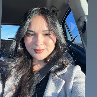 ThatOneChickVal's profile picture. la vida es solo un momento