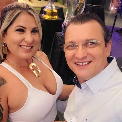 - Comunicador na Fm 97,9 (Sábado as 16hs)