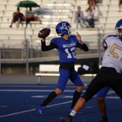 ✝️C/O 2027 - 6’2 170lbs | SS+3B+P | Folsom Bulldogs 🏈 ⚾️- QB | Nor Cal | GPA 3.8