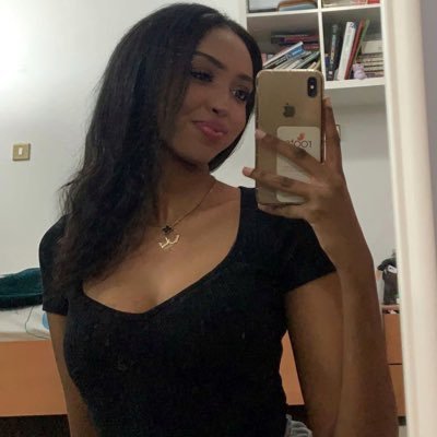 saracriess's profile picture. 7’3