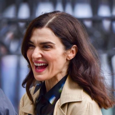Hi my name is Kiana and Rachel Weisz came up to me personally to thank me, on coming all the way from Australia to the Dead Ringers Premiere in London (2023)❤️