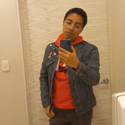 geekyboyD's profile picture. MedStudent👨🏾‍⚕️ Disnerd, Geek y medio otaku a veces