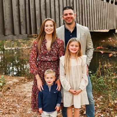 KelBurge's profile picture. I like sports...and maybe like 3 people •PedsRN