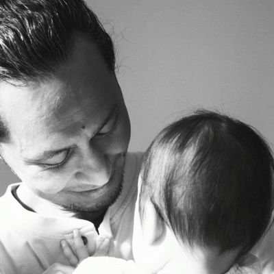 yamasaki_seitai's profile picture. やまさきの整体 | 大和整体師 | 一児の父(2022年生まれの娘)の父 | | 京都市在住。1982年生まれ。自営業。マンサンダルや裸足で走ってます。趣味はランニング・映画鑑賞・読書・アコースティックギター。