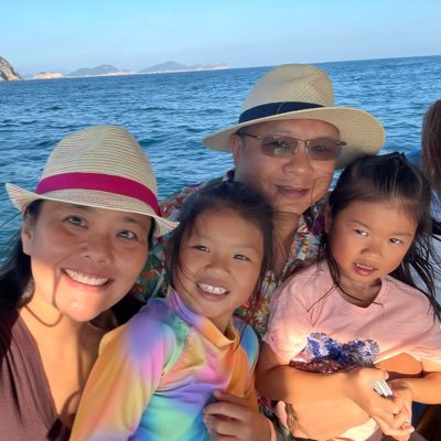 Making law firms profitable. Fueled by hikes and family. BDM Consultant, Entrepreneur, and Founder.
