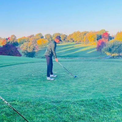 Minnesota Twins, Atlanta Falcons and Iowa Hawkeyes fan... also tweet a lot about golf. Fuck cancer. #Pgirlstrong