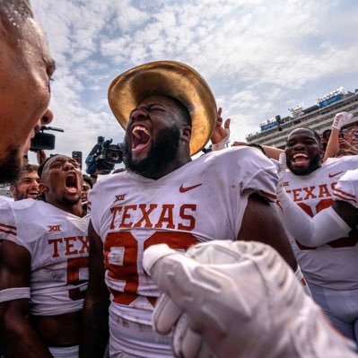 🇧🇿 former Longhorn