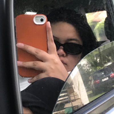 wazzup_mga_vovo's profile picture. austn💙 • 🍺🏝🌊🌴🌅